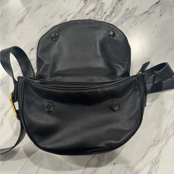 Flour Half Moon Crossbody Women's Street Level Black - Picture 7 of 15